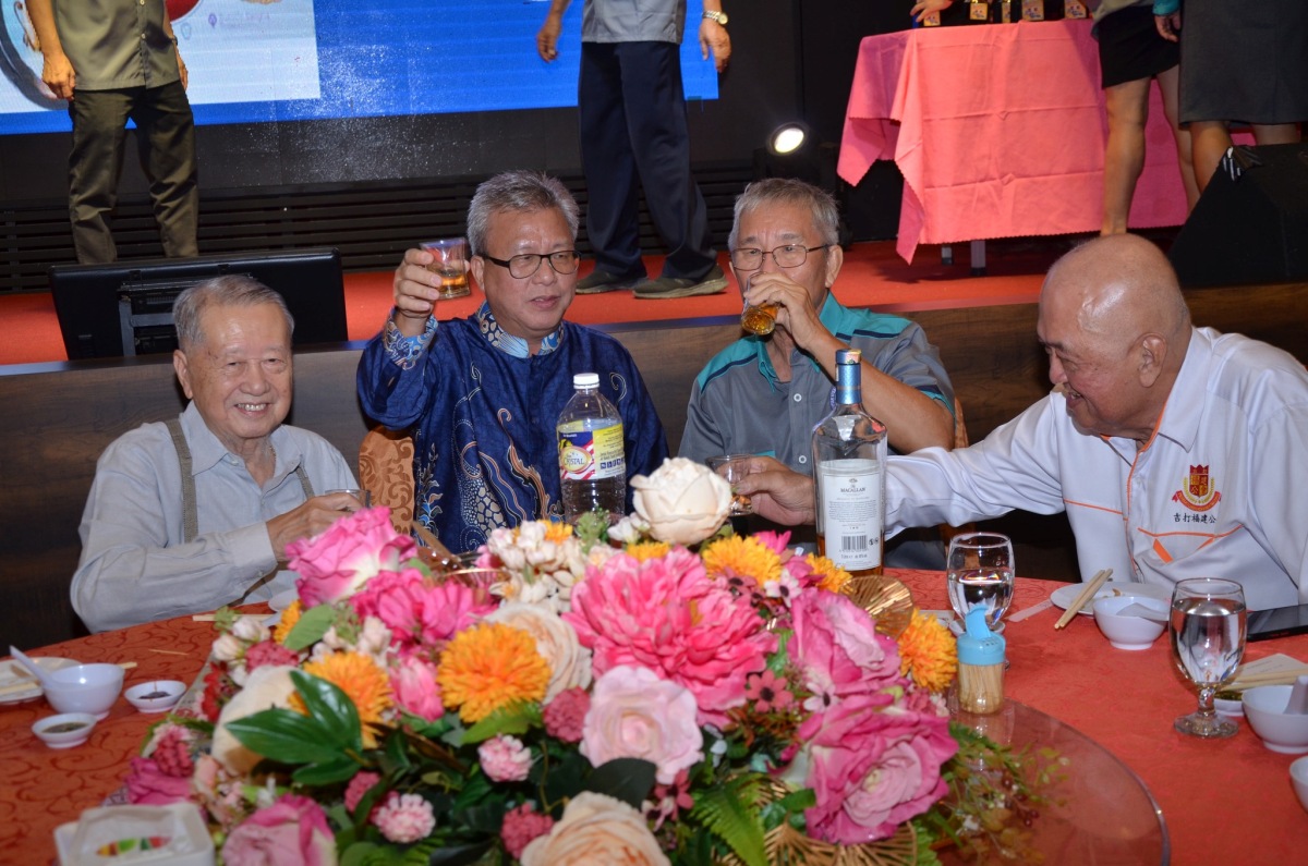 吉华亚罗士打吉华校友会 - PERSATUAN BEKAS MURID-MURID SEKOLAH KEAT HWA.